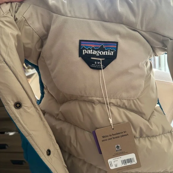 Patagonia hooded vest - Picture 4 of 5